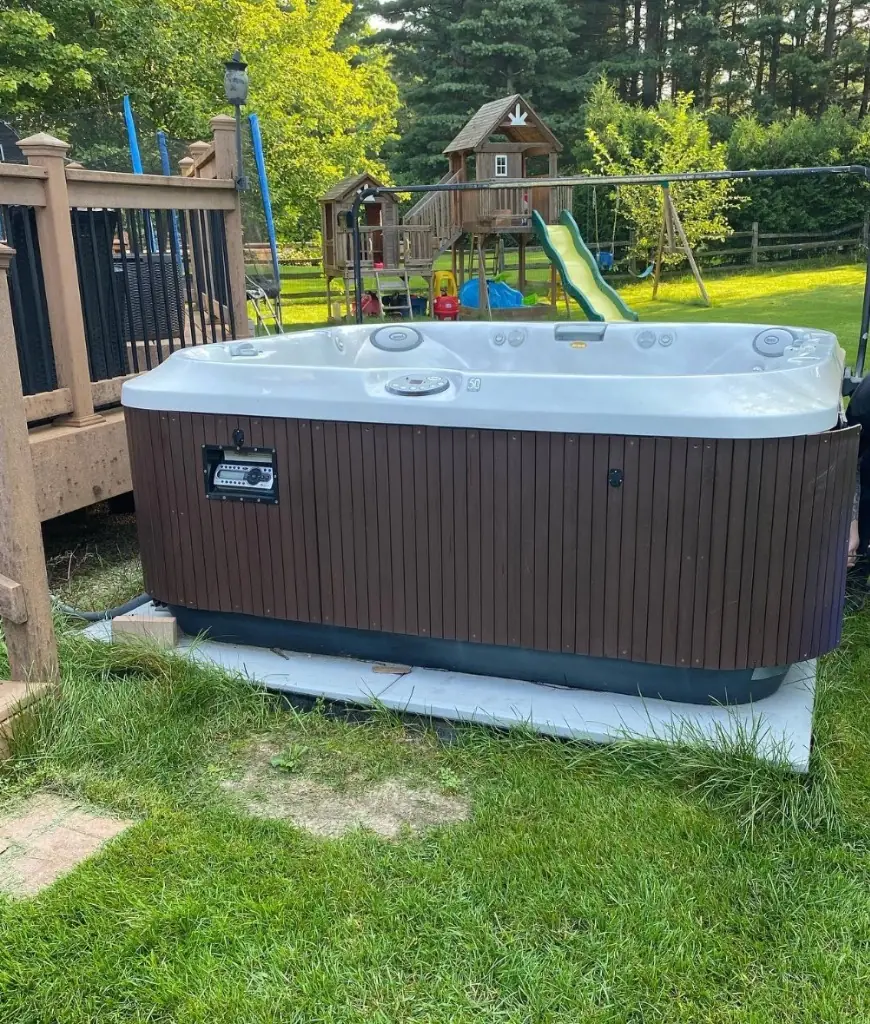 Hot tub / above-ground pool removal